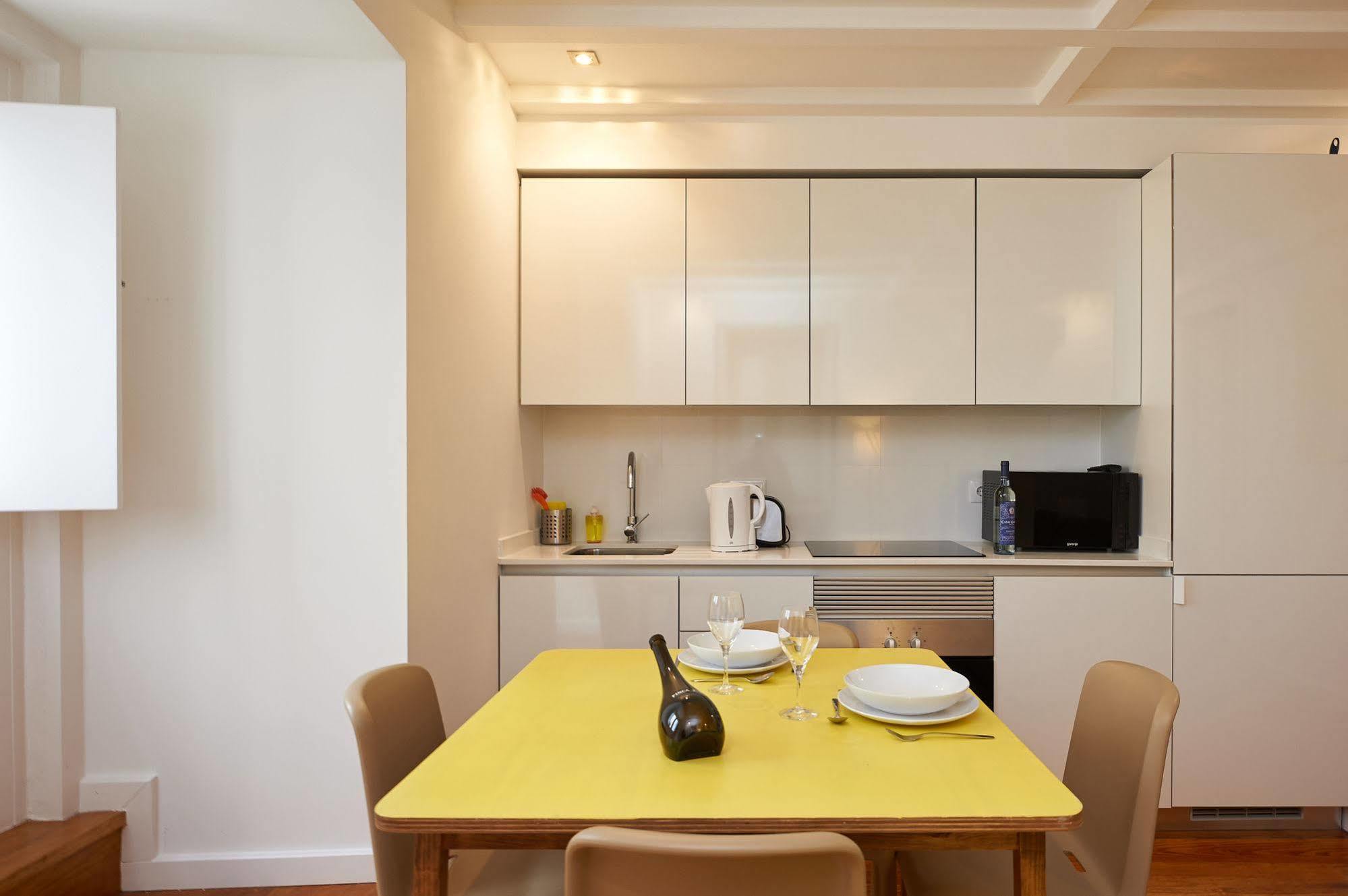 Hello Lisbon Alfama River Apartments Экстерьер фото