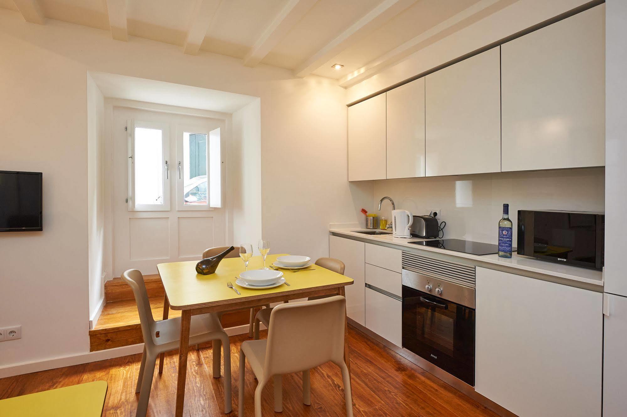 Hello Lisbon Alfama River Apartments Экстерьер фото
